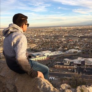 Meet your Posher, Gerardo